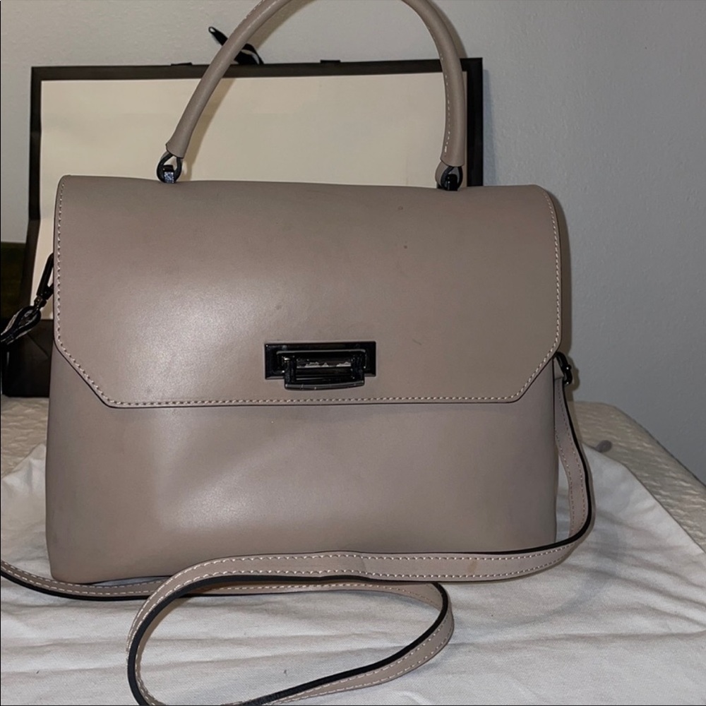 Luana Ferracuti Crossbody bag